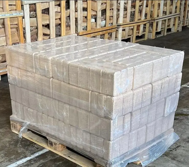 Light RUF on a pallet
